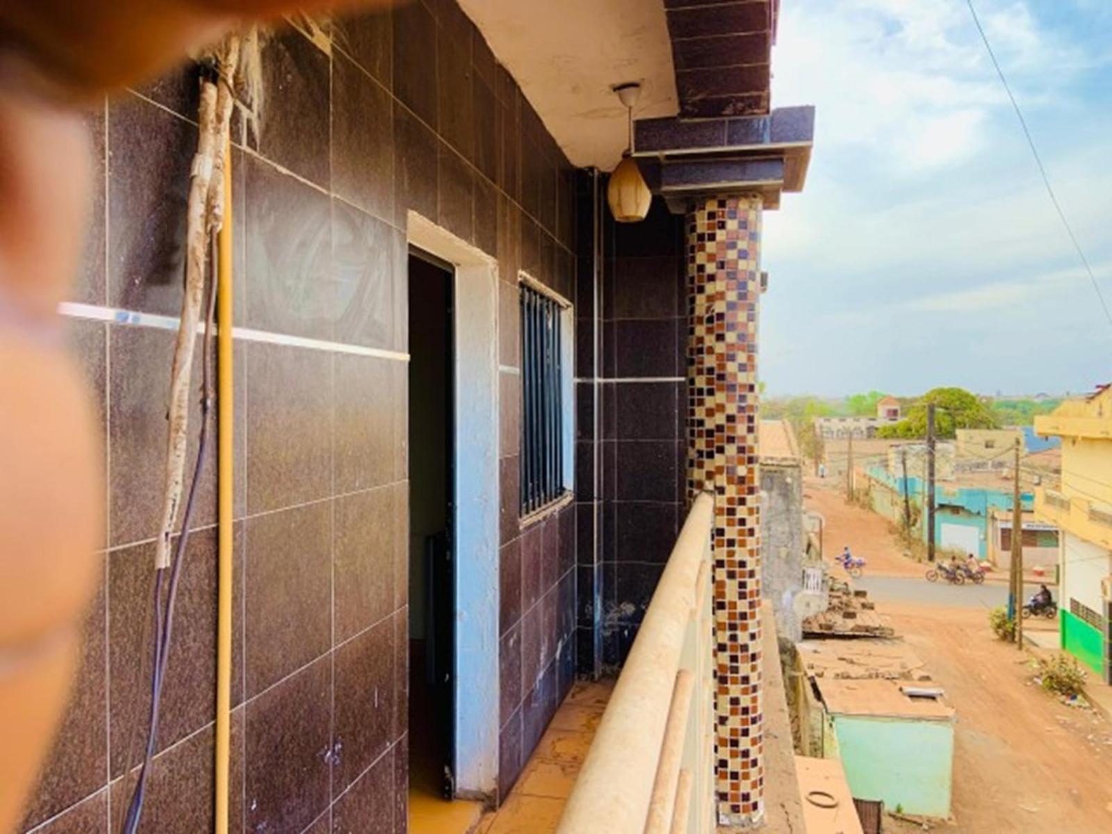 Teranga Niokolo1 Dalaba Hotell Kédougou Exteriör bild